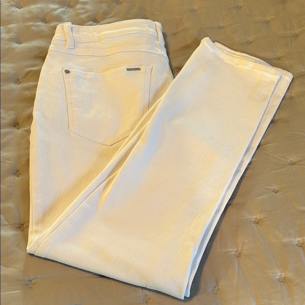 5 for 25$
Women's White Cache Jeans
